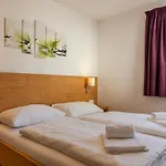 Fourteen Zell Am S&p By In One Apartment