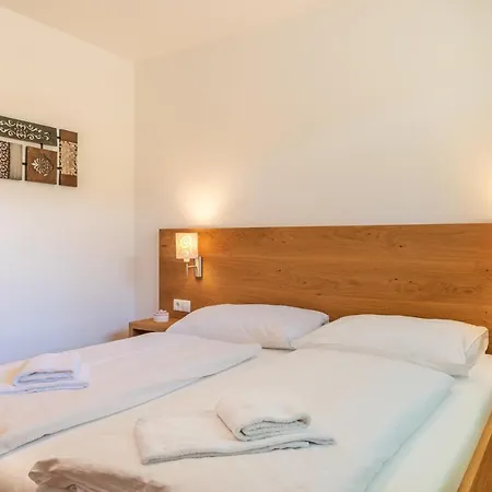 Fourteen Zell Am S&p By In One 公寓