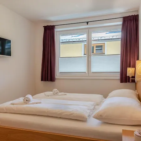Fourteen Zell Am S&p By In One Apartmán *