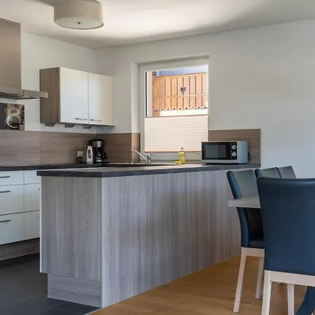 Fourteen Zell Am S&p By In One * 滨湖采尔