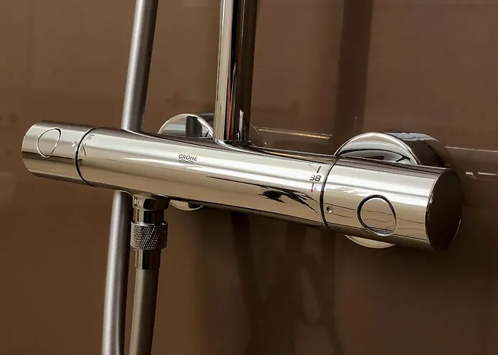 アパート Fourteen Zell Am S&p By In One ツェル アム ゼー