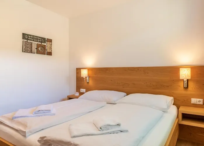 Fourteen Zell Am S&p By In One Apartment