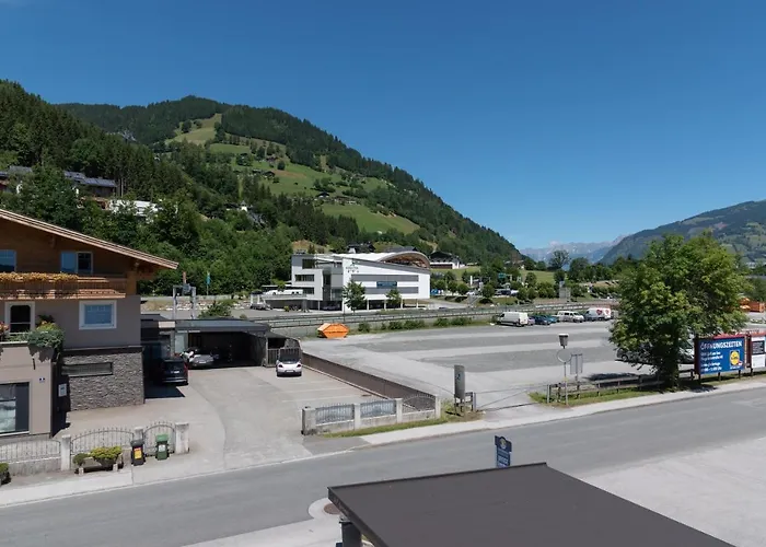 Fourteen Zell Am S&p By In One * ツェル アム ゼー