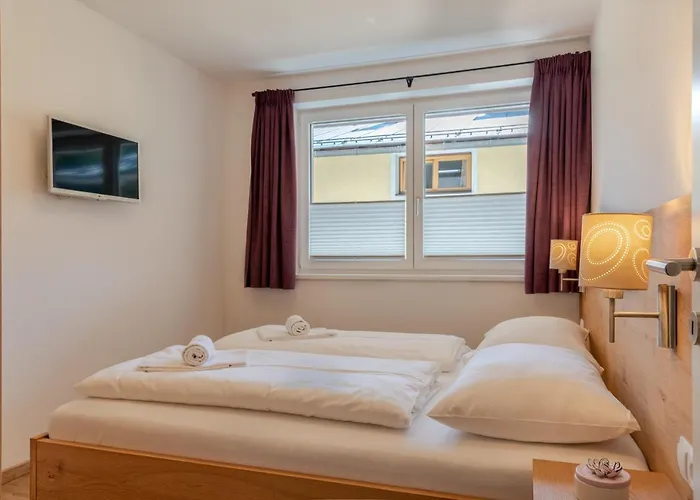 Fourteen Zell Am S&p By In One Apartment *