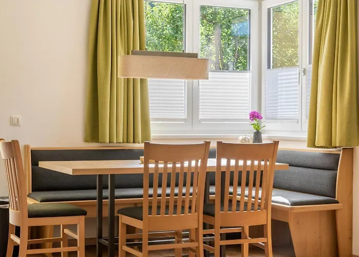 Fourteen Zell Am S&p By In One *