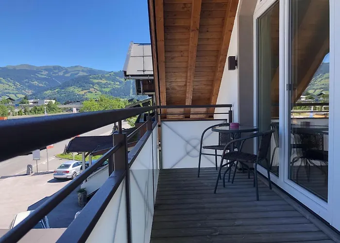 Apartment Fourteen Zell Am S&p By In One