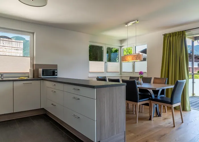 Fourteen Zell Am S&p By In One *