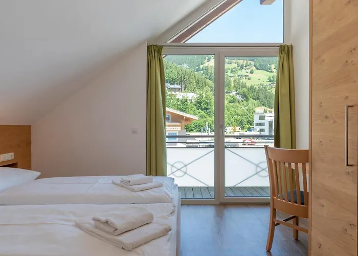 Fourteen Zell Am S&p By In One *